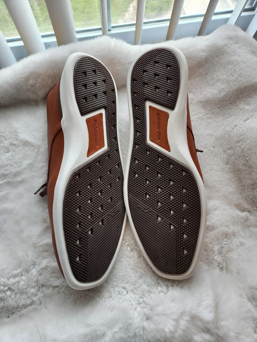 Wolf & Shepherd Men's Tan Leather Derby Shoes